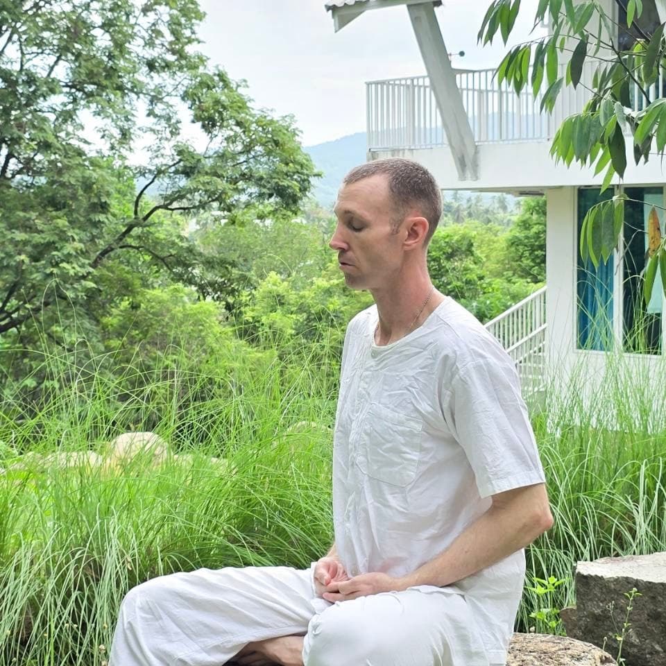 Dhamma Practice & Meditation Training (Intensive)